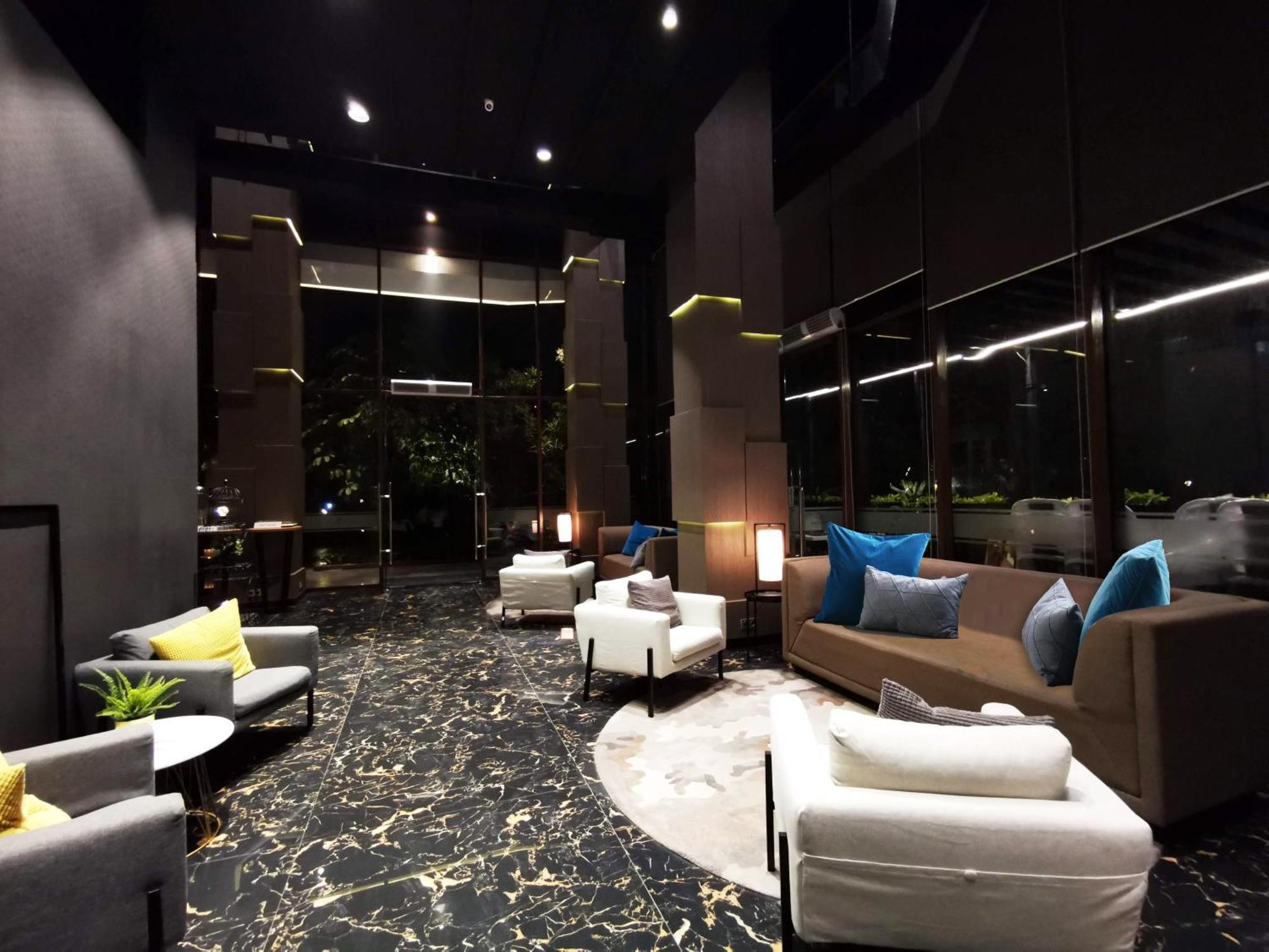 Prime Park Hotel & Convention Pekanbaru Exterior photo