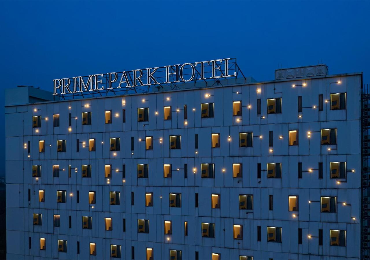 Prime Park Hotel & Convention Pekanbaru Exterior photo