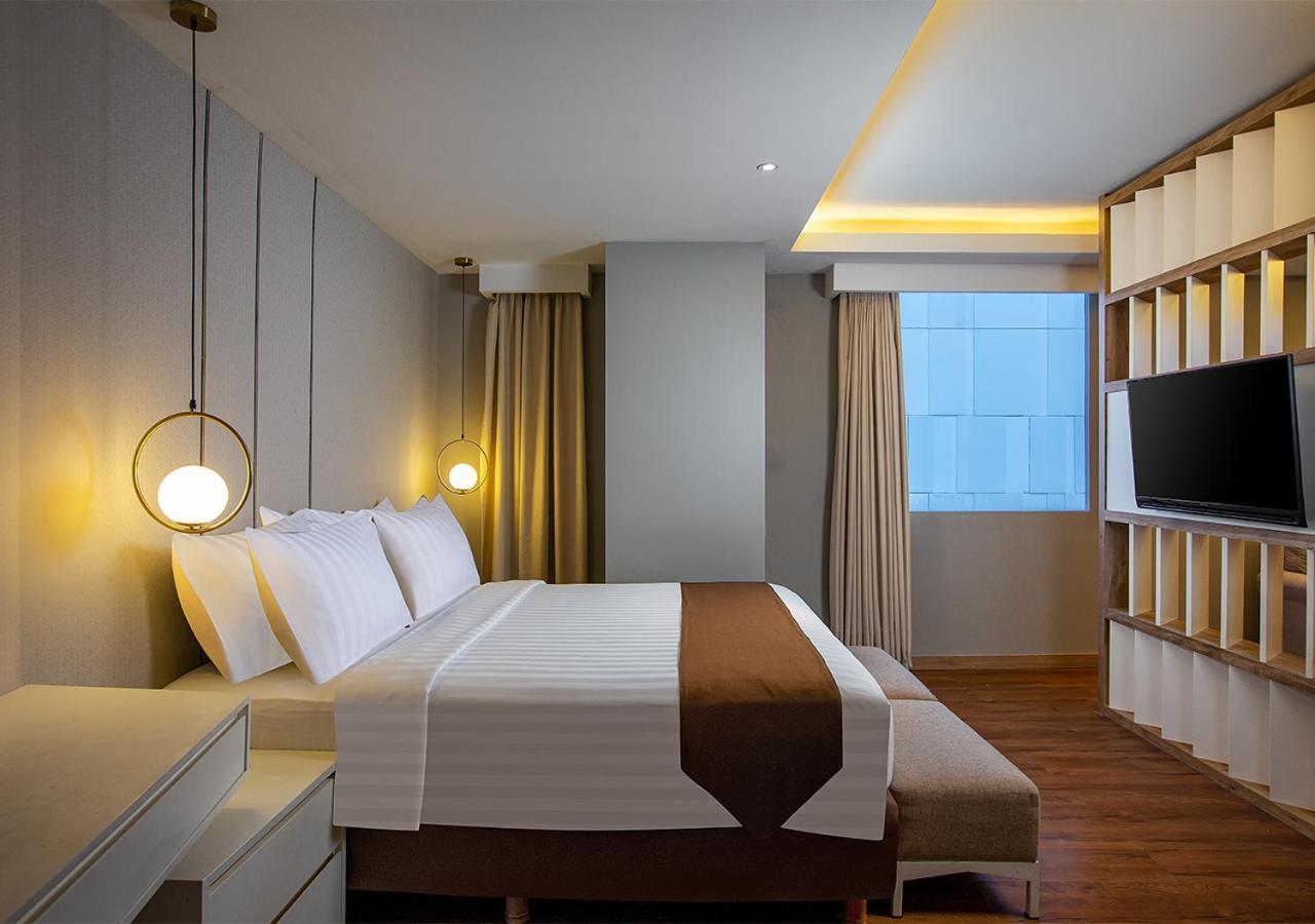 Prime Park Hotel & Convention Pekanbaru Exterior photo
